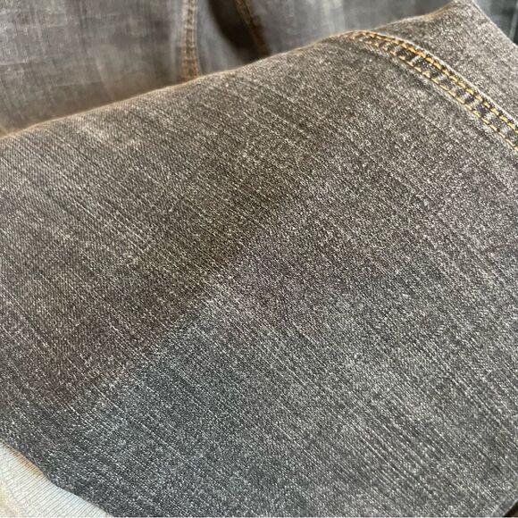 Old navy Dark Wash strech Capri (16) - Picture 3 of 7